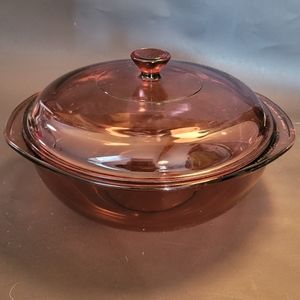 Pyrex Cranberry Glass 2 Quart #024 Dish With Lid Vintage EUC!